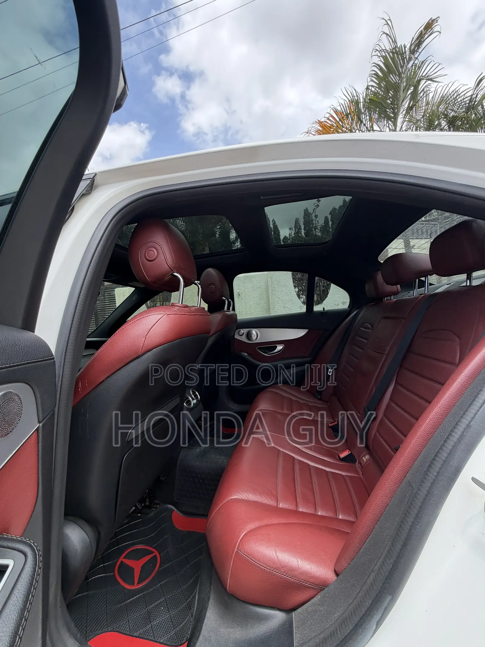 Mercedes-Benz C300 Sport 4Matic Sedan AWD (2.0L 4cyll 7A) 2016 White