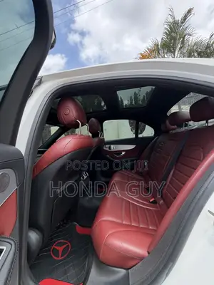 Mercedes-Benz C300 Sport 4Matic Sedan AWD (2.0L 4cyll 7A) 2016 White