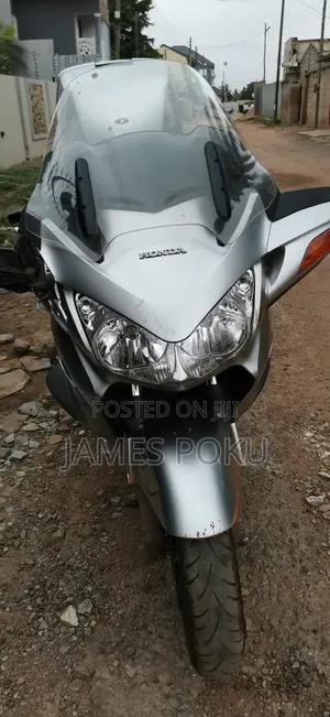Honda 2020 Gray