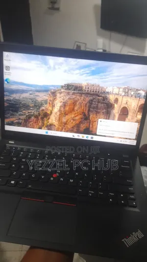 New Laptop Lenovo ThinkPad T490s 16GB Intel Core i7 SSD 256GB