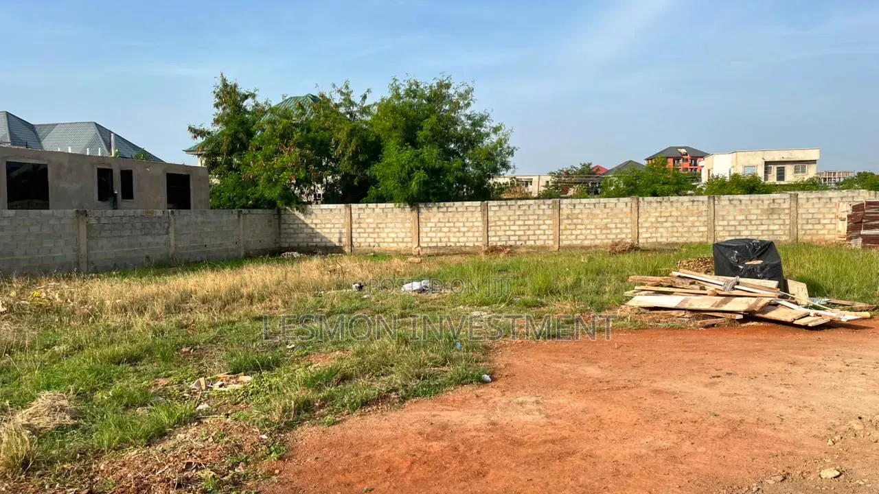 5 Plots of Land at Around Batsonaa Police
