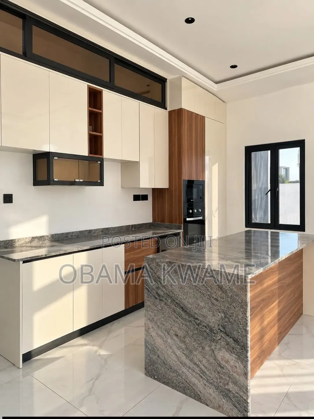 4bdrm House in Laryea Homes, A&C Mall Area for sale