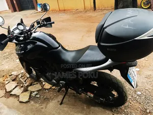 Honda 2022 Black