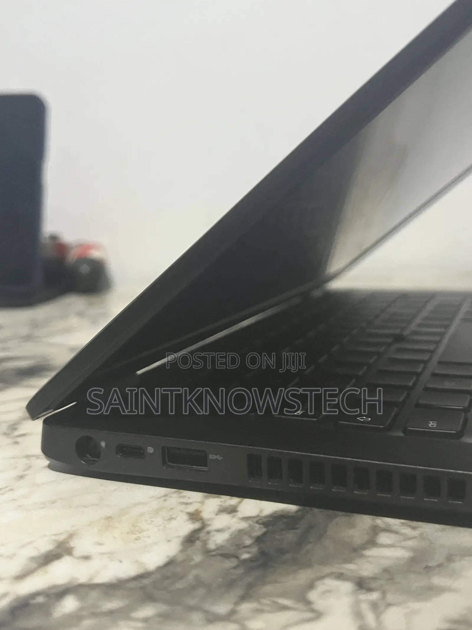 Laptop Dell Latitude 5400 8GB Intel Core i5 SSD 256GB