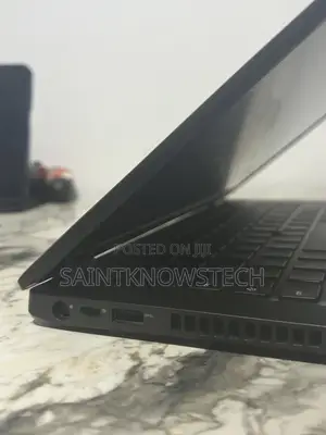 Laptop Dell Latitude 5400 8GB Intel Core i5 SSD 256GB