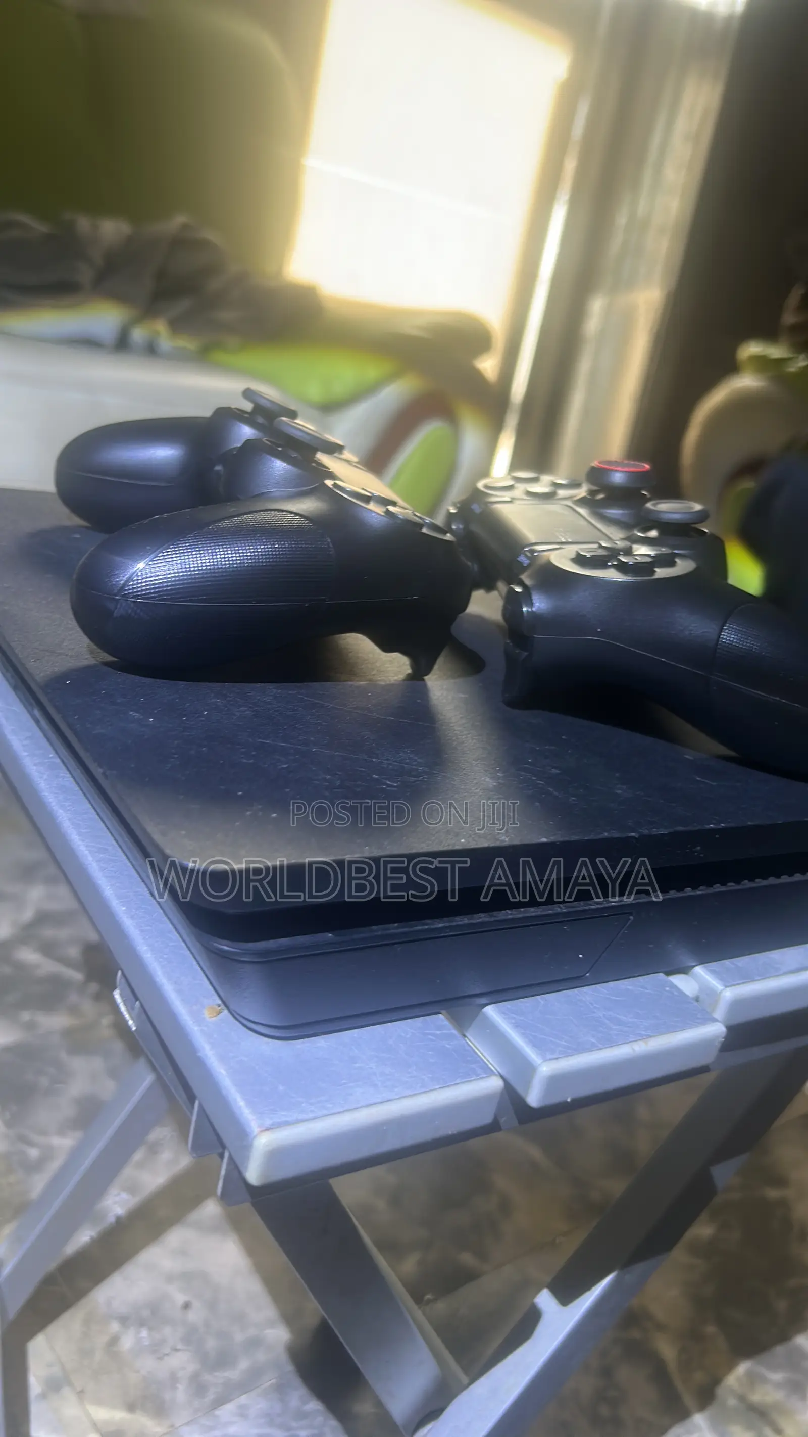 PS4 Slim Black