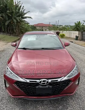 Hyundai Elantra 2020 Red