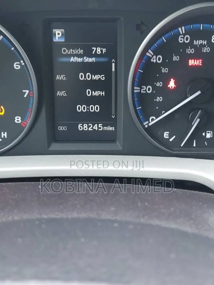 Toyota RAV4 XLE FWD (2.5L 4cyl 6A) 2017 Black