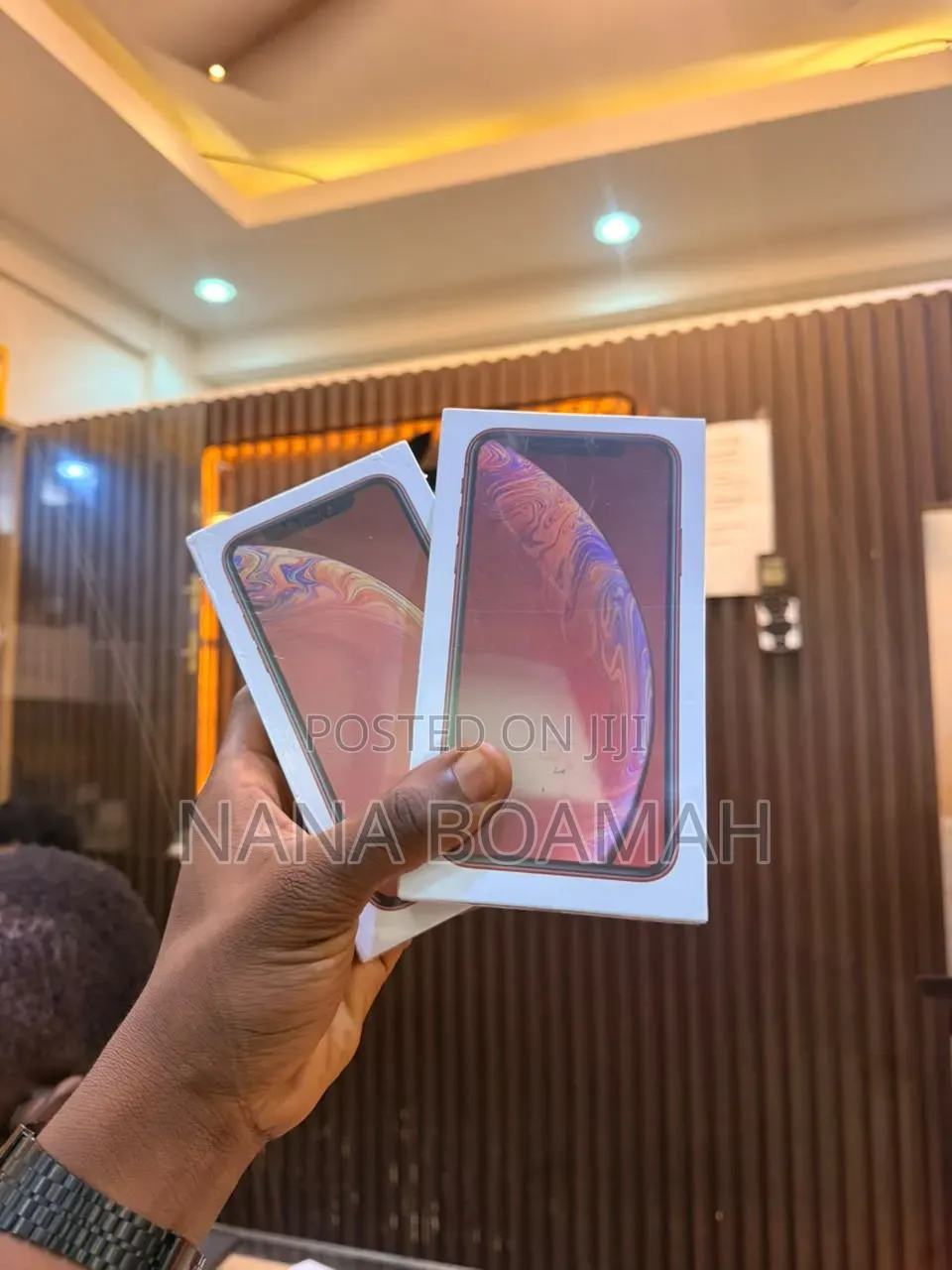 New Apple iPhone XR 64 GB Red