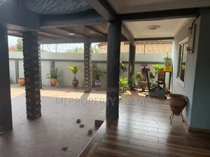 7bdrm House in Community 26 for rent