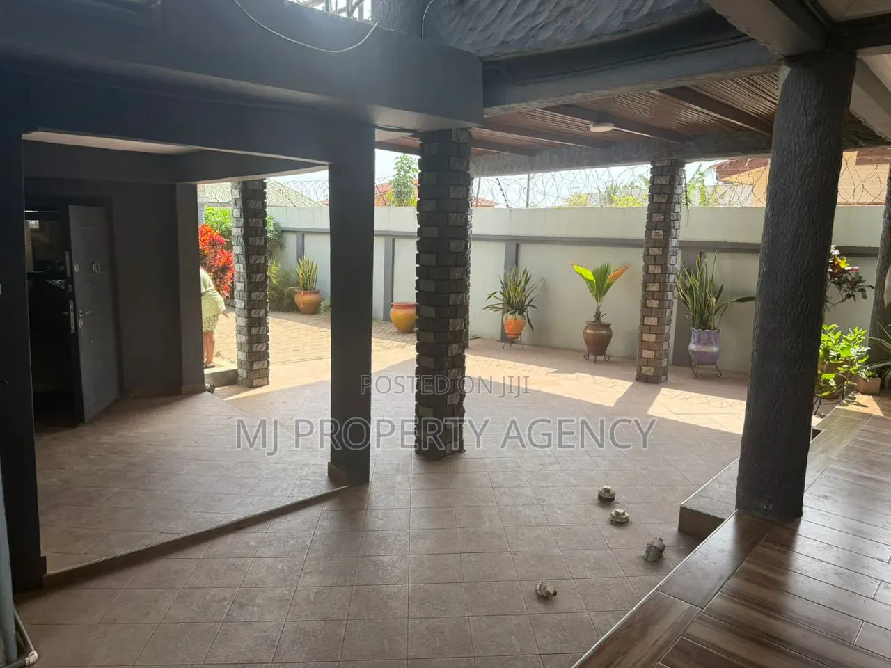 7bdrm House in Community 26 for rent