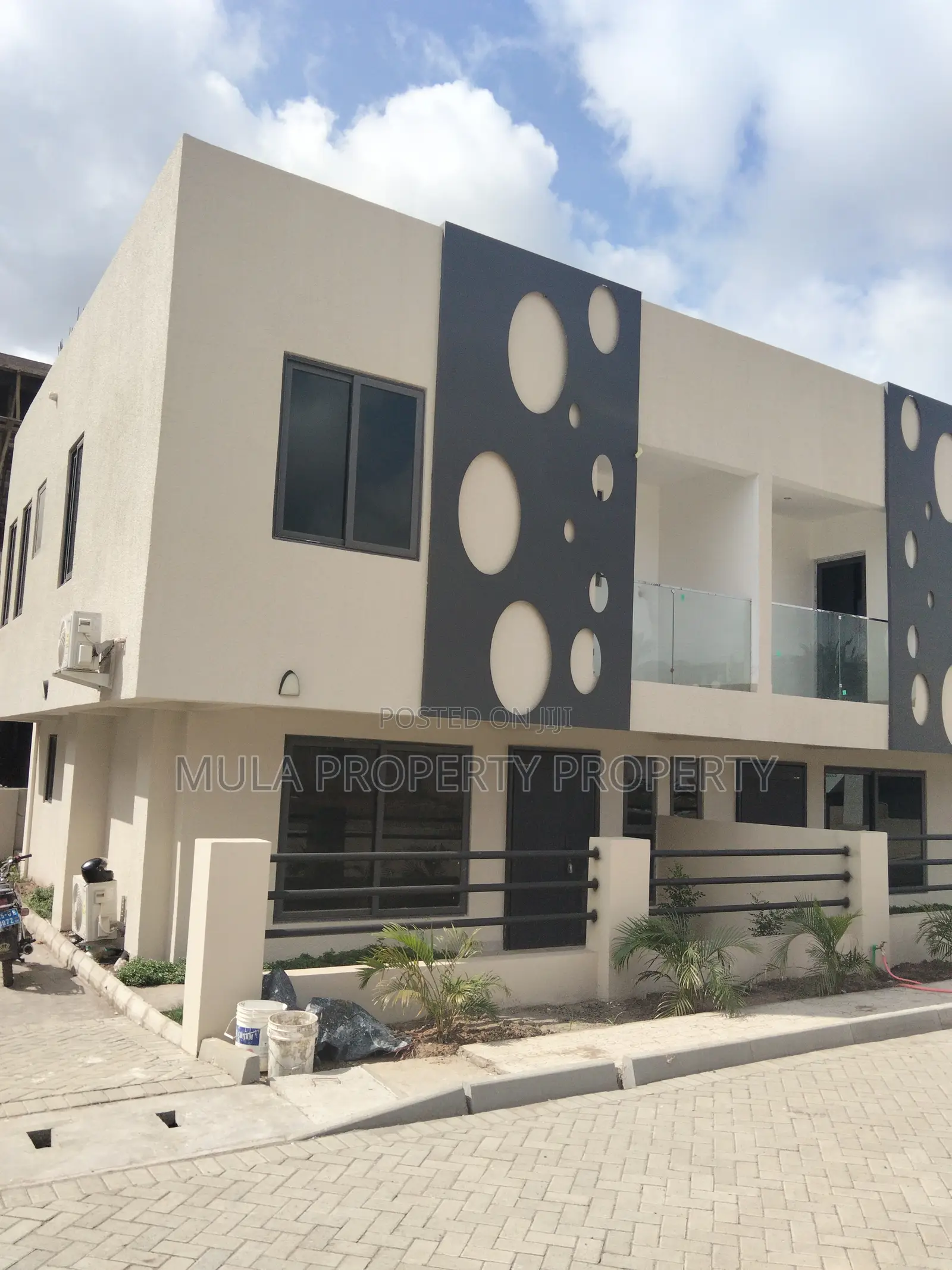 2bdrm House in Mula Property, CFC Estates for sale