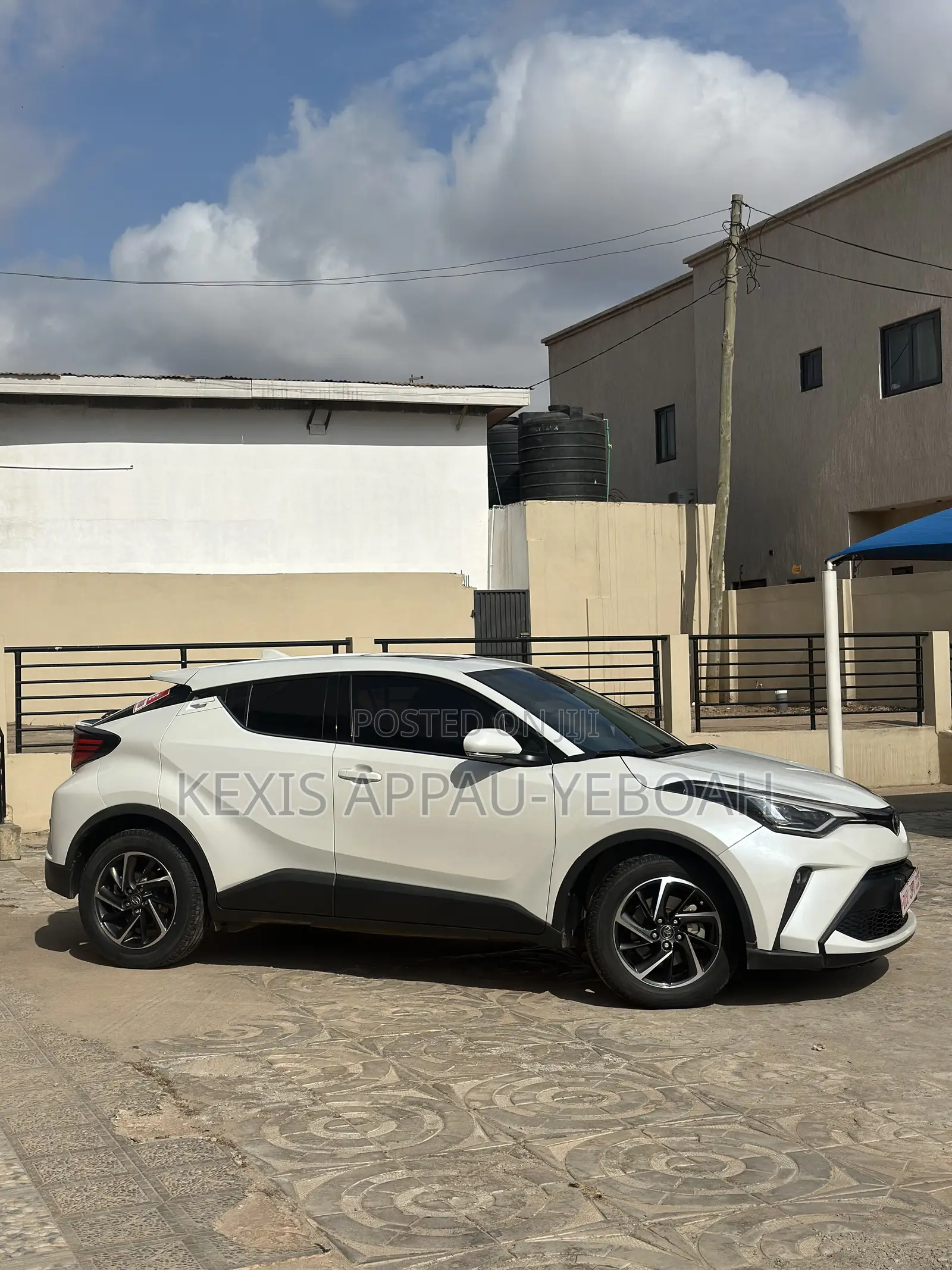 Toyota C-HR Limited 2021 White
