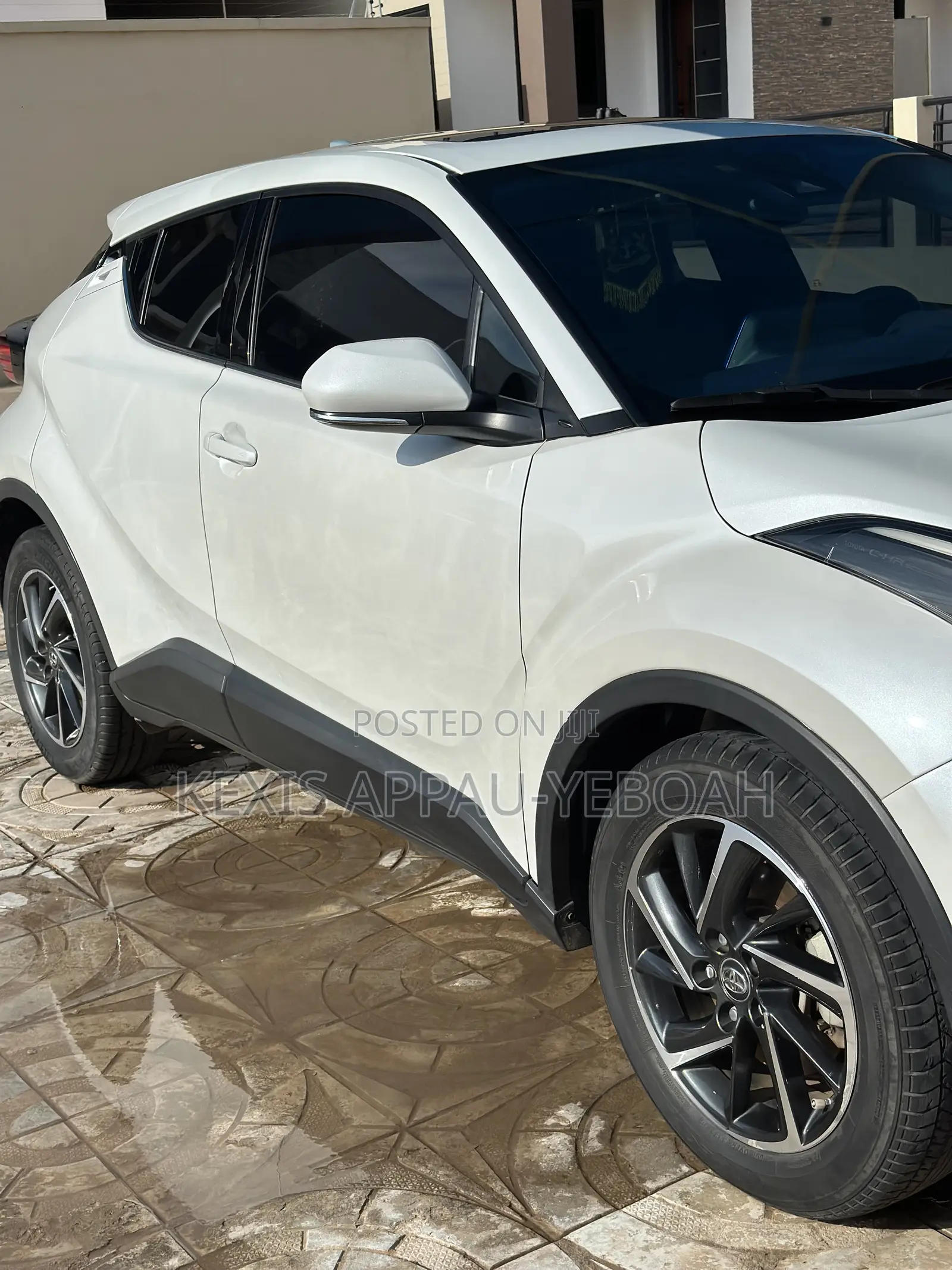 Toyota C-HR Limited 2021 White