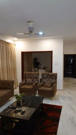4bdrm Duplex in School Junction for rent