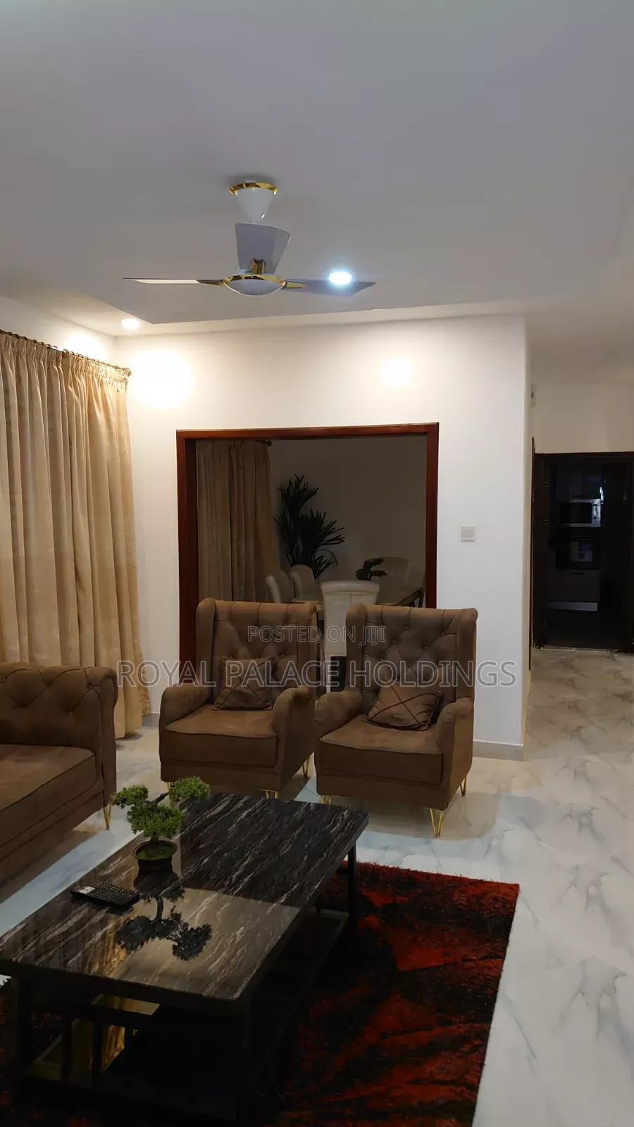 4bdrm Duplex in School Junction for rent