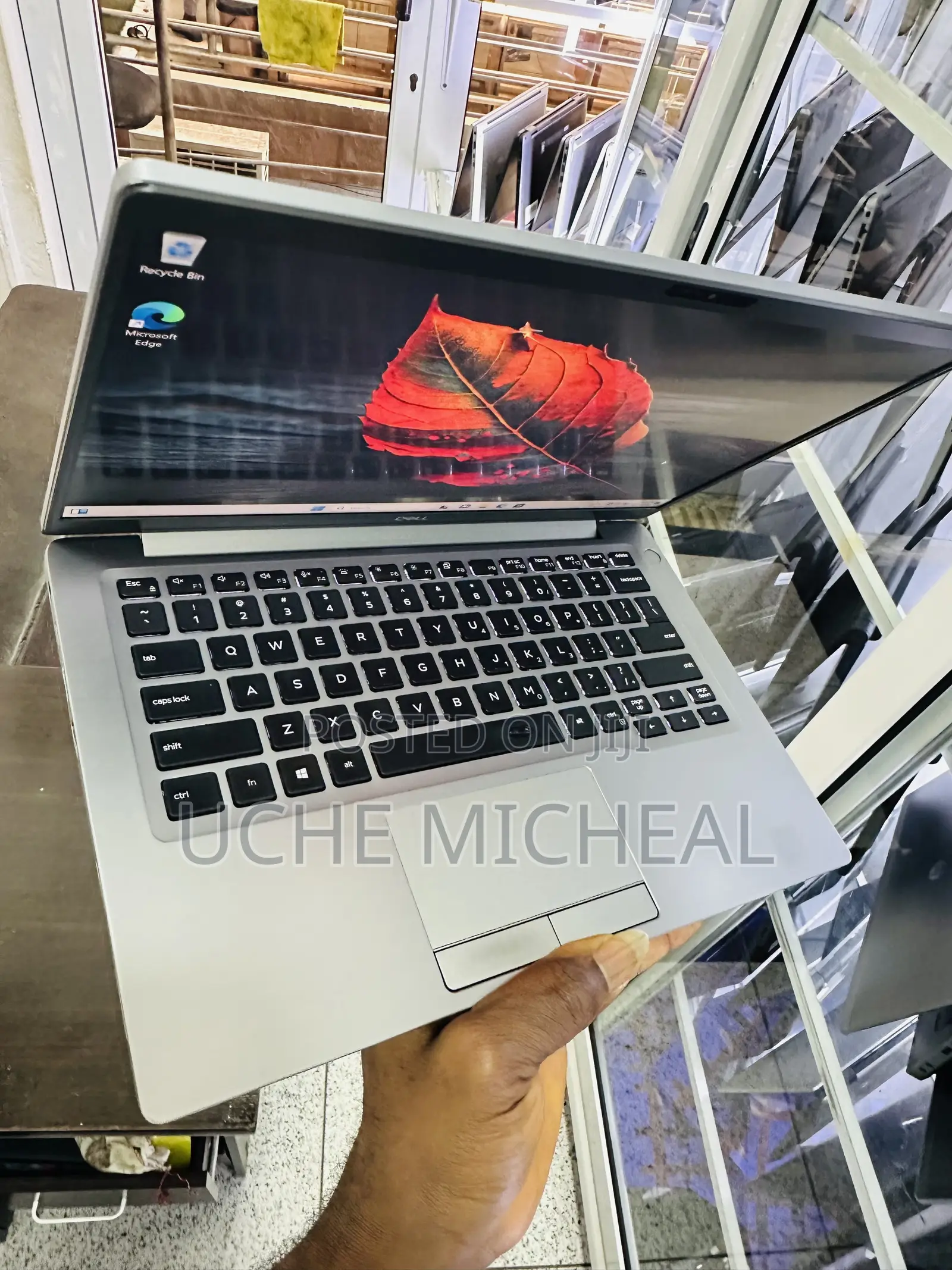 Laptop Dell Latitude 7400 8GB Intel Core i5 SSD 256GB