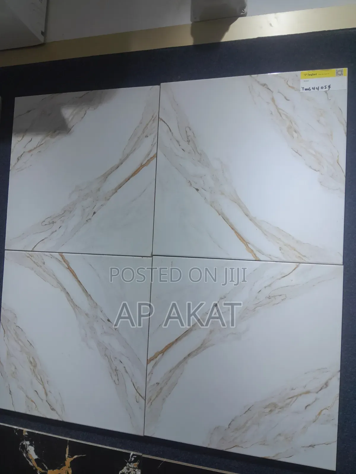 Twyford Floor 40x40cm