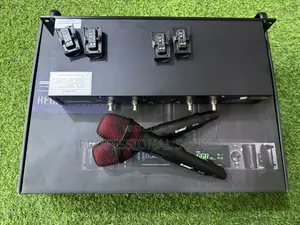 Yamaha RE-200 Dual-Channel Wireless Rechargeable Microphone