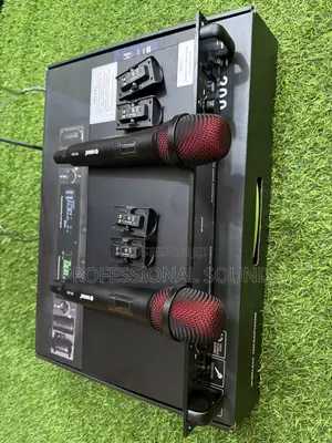 Yamaha RE-200 Dual-Channel Wireless Rechargeable Microphone