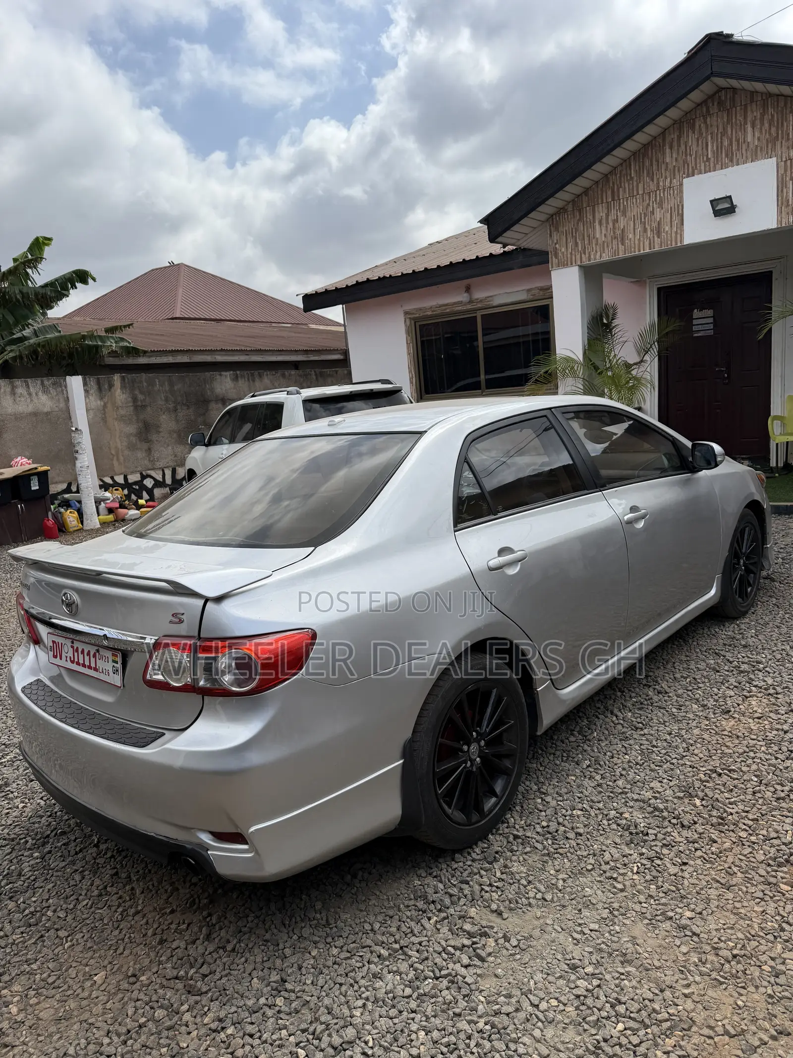 Toyota Corolla S 4dr Sedan (1.8L 4cyl 4A) 2013 Silver