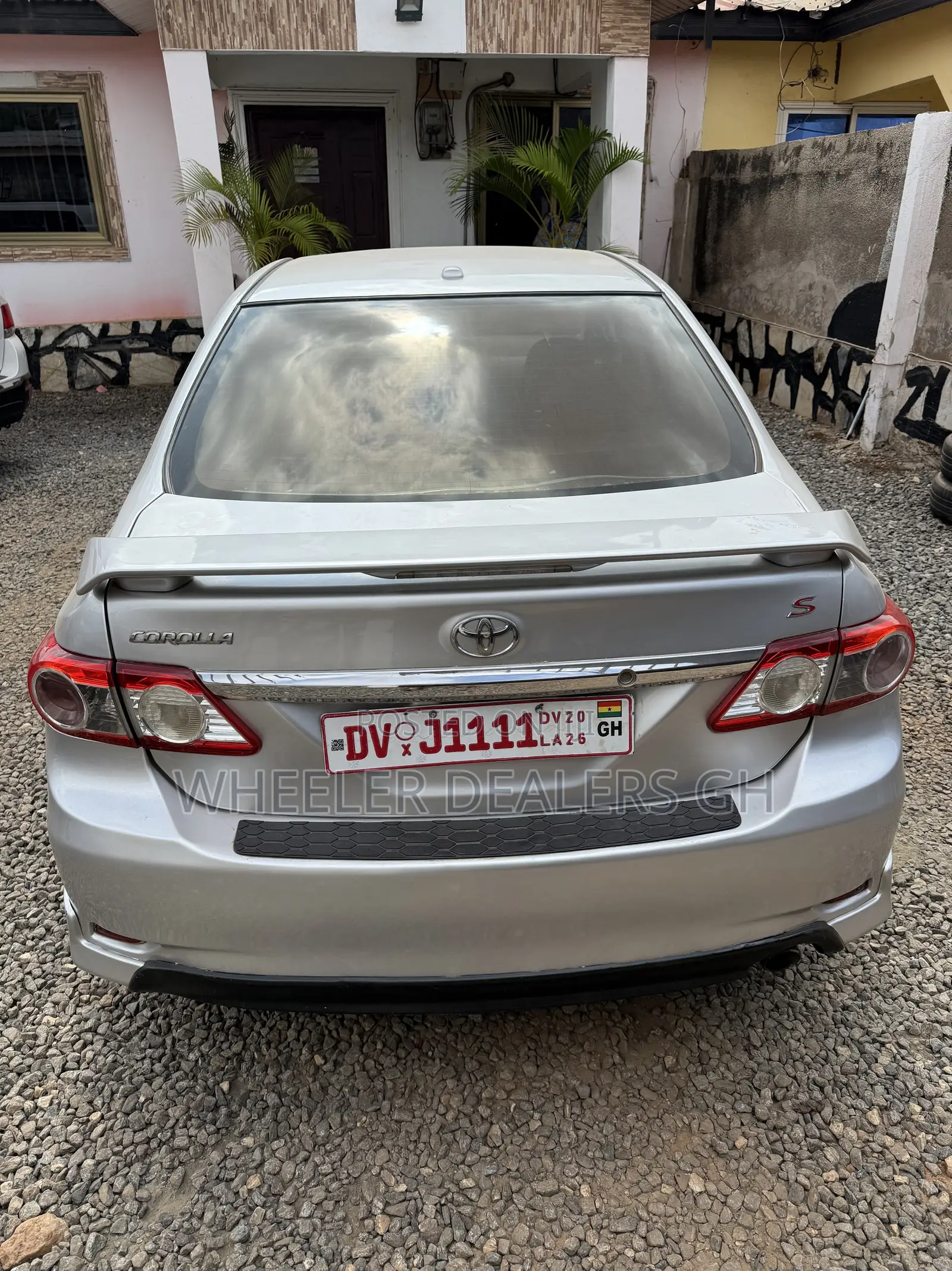 Toyota Corolla S 4dr Sedan (1.8L 4cyl 4A) 2013 Silver