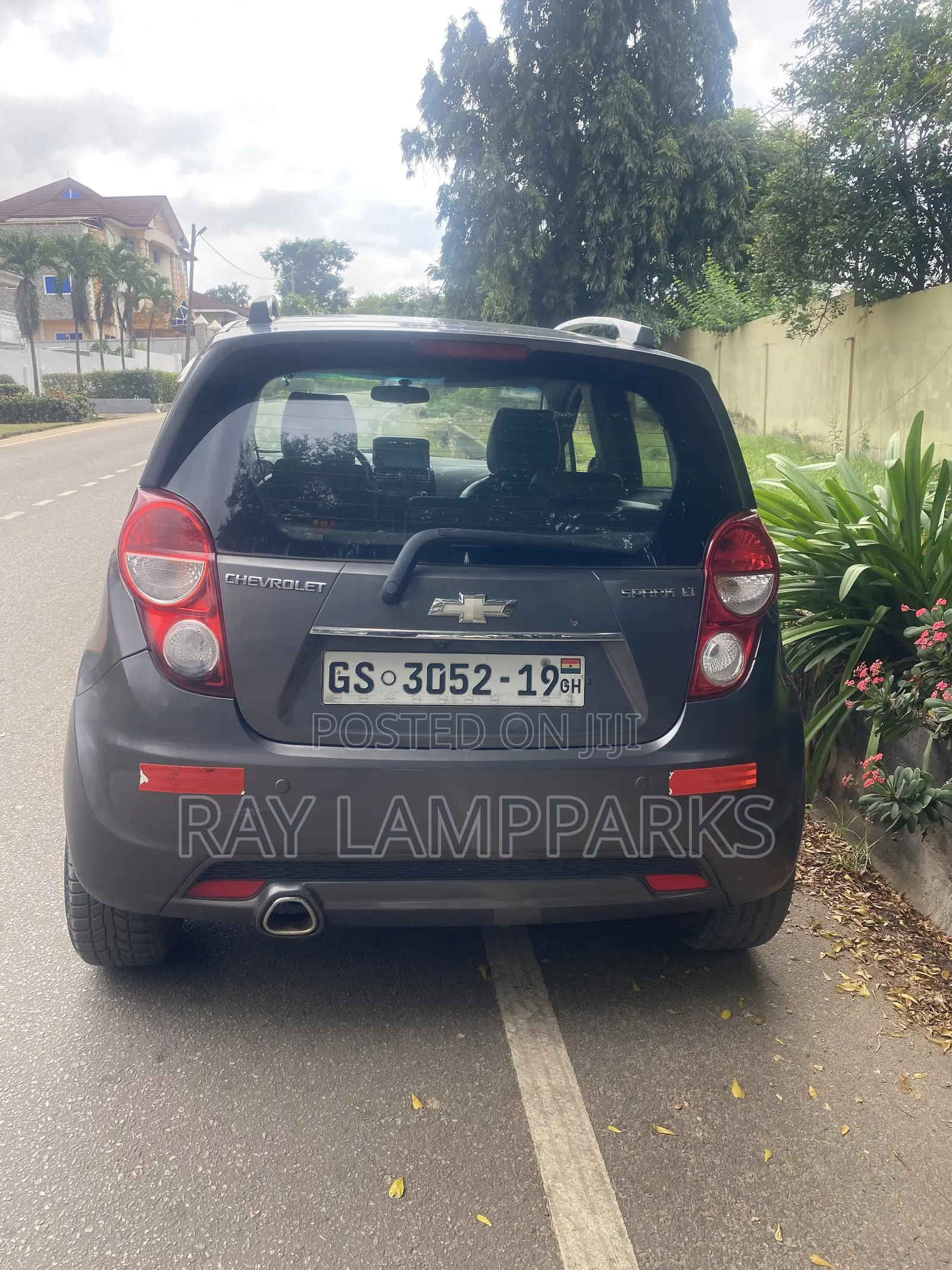 Chevrolet Spark 1LT 2013 Gray