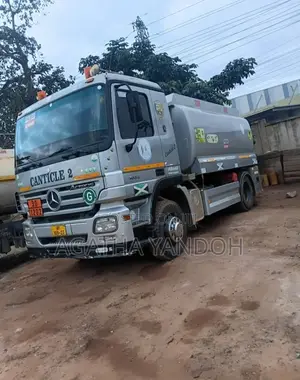 Mercedes-Benz Actros Fuel Tanker