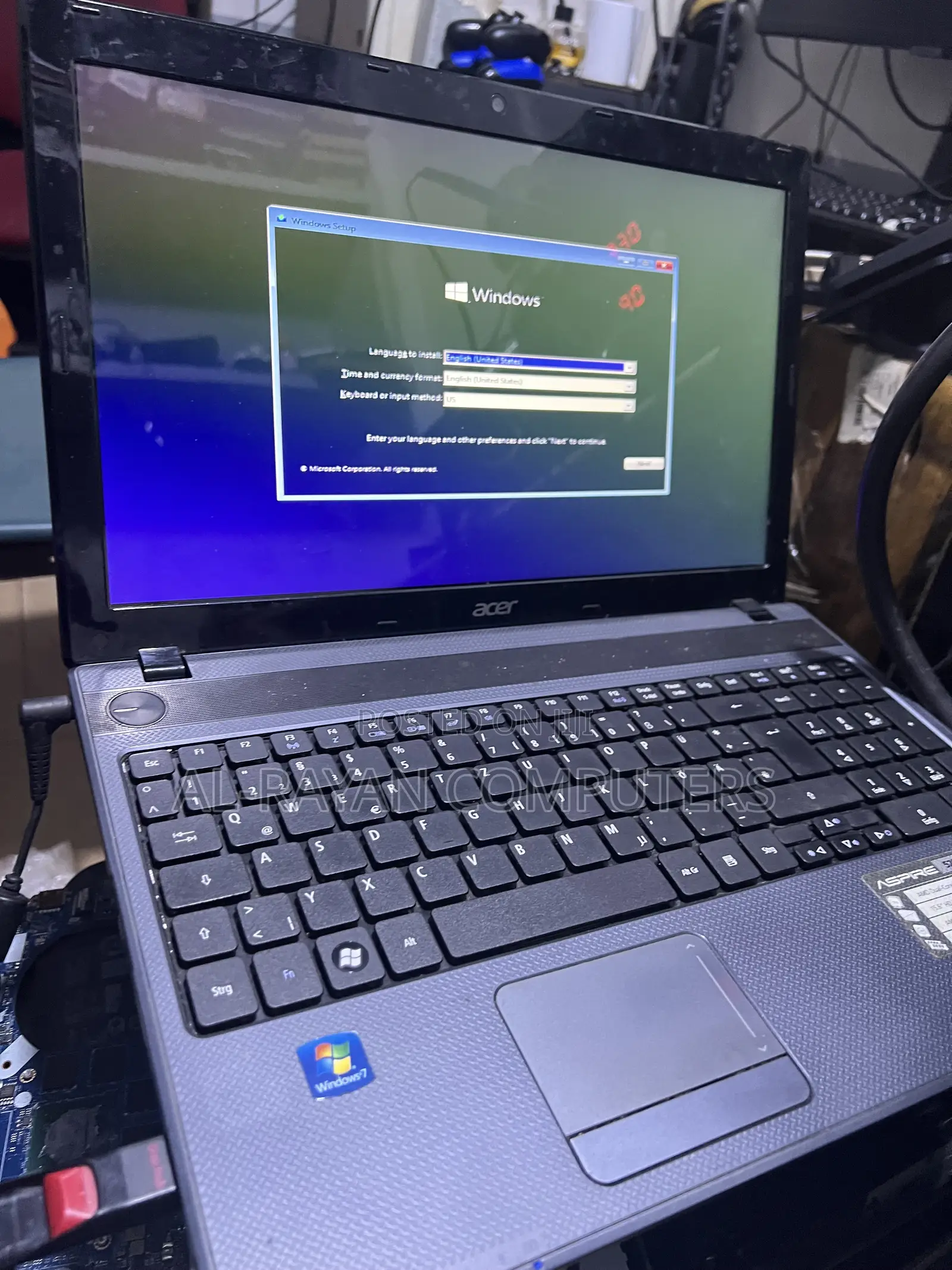 Laptop Acer Aspire 5250 6GB AMD HDD 320GB