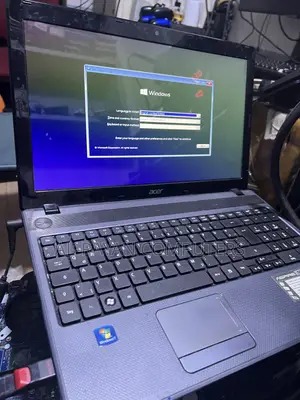 Laptop Acer Aspire 5250 6GB AMD HDD 320GB