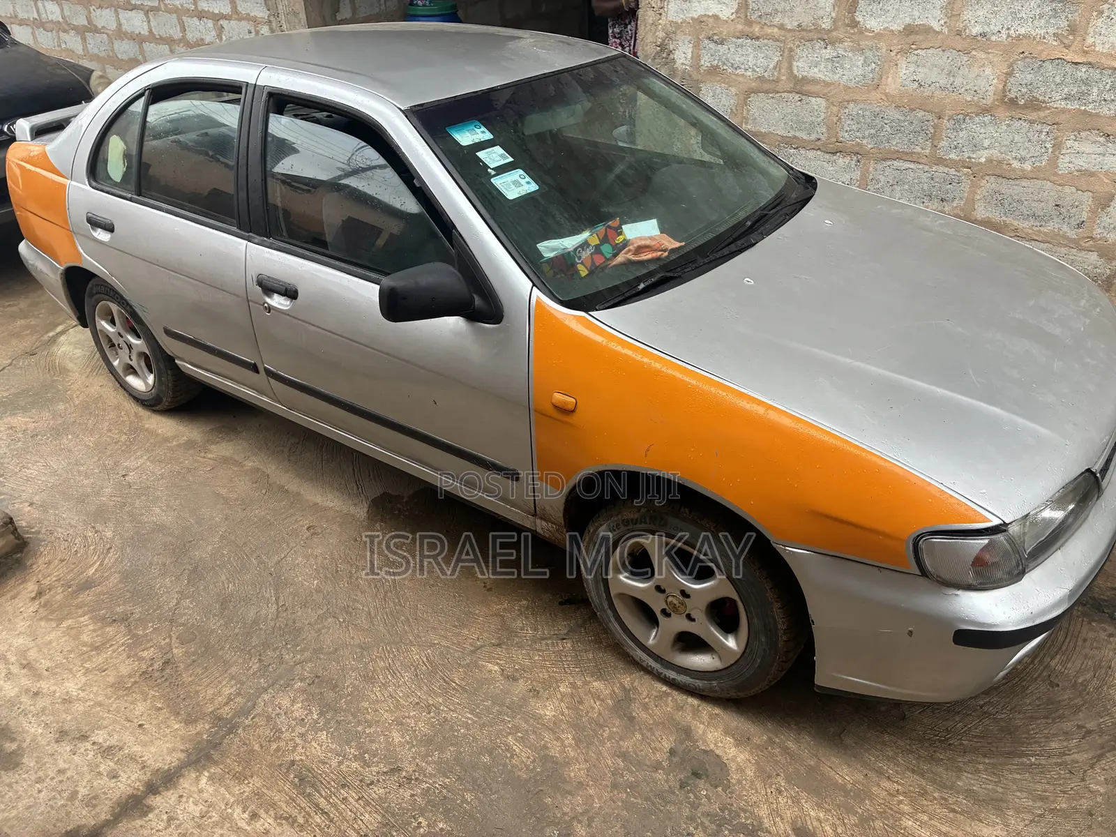 Nissan Almera 1999 Silver