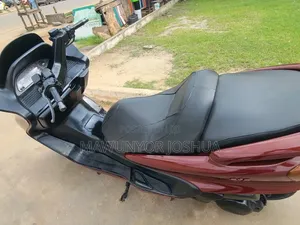 Yamaha Majesty 2021