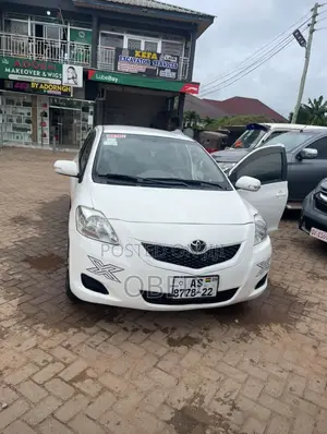 Toyota Corolla 2013 White