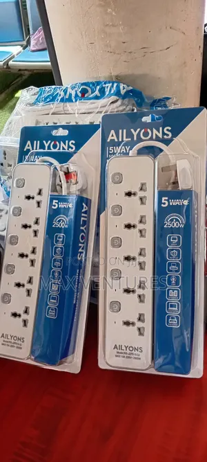 Ailyons 5-Way Power Strip With Individual Switches