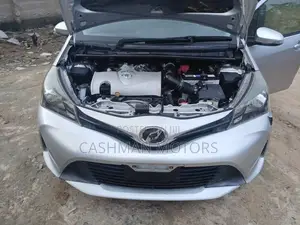 Toyota Vitz 1.3 FWD 3dr 2015 Silver