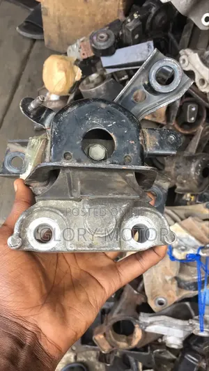 Brand New and Home Used Engine Seats and Lowerarm Bushing