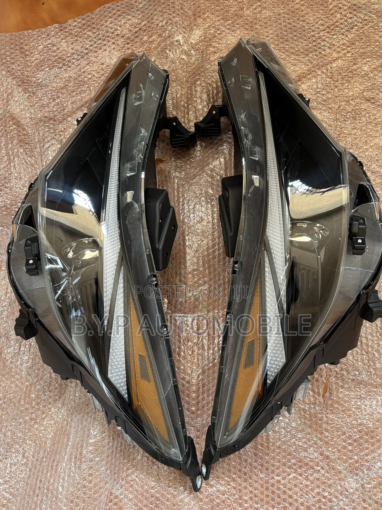 Hyundai Elantra 2023 Headlight
