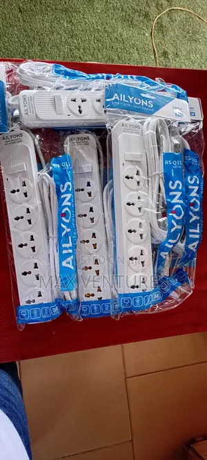 Ailyons 5-Way Power Extension Fully Functional and Reliable