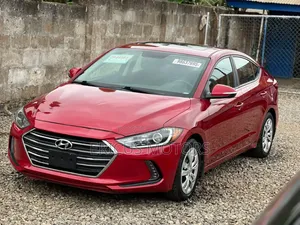 Hyundai Elantra 2018 Red