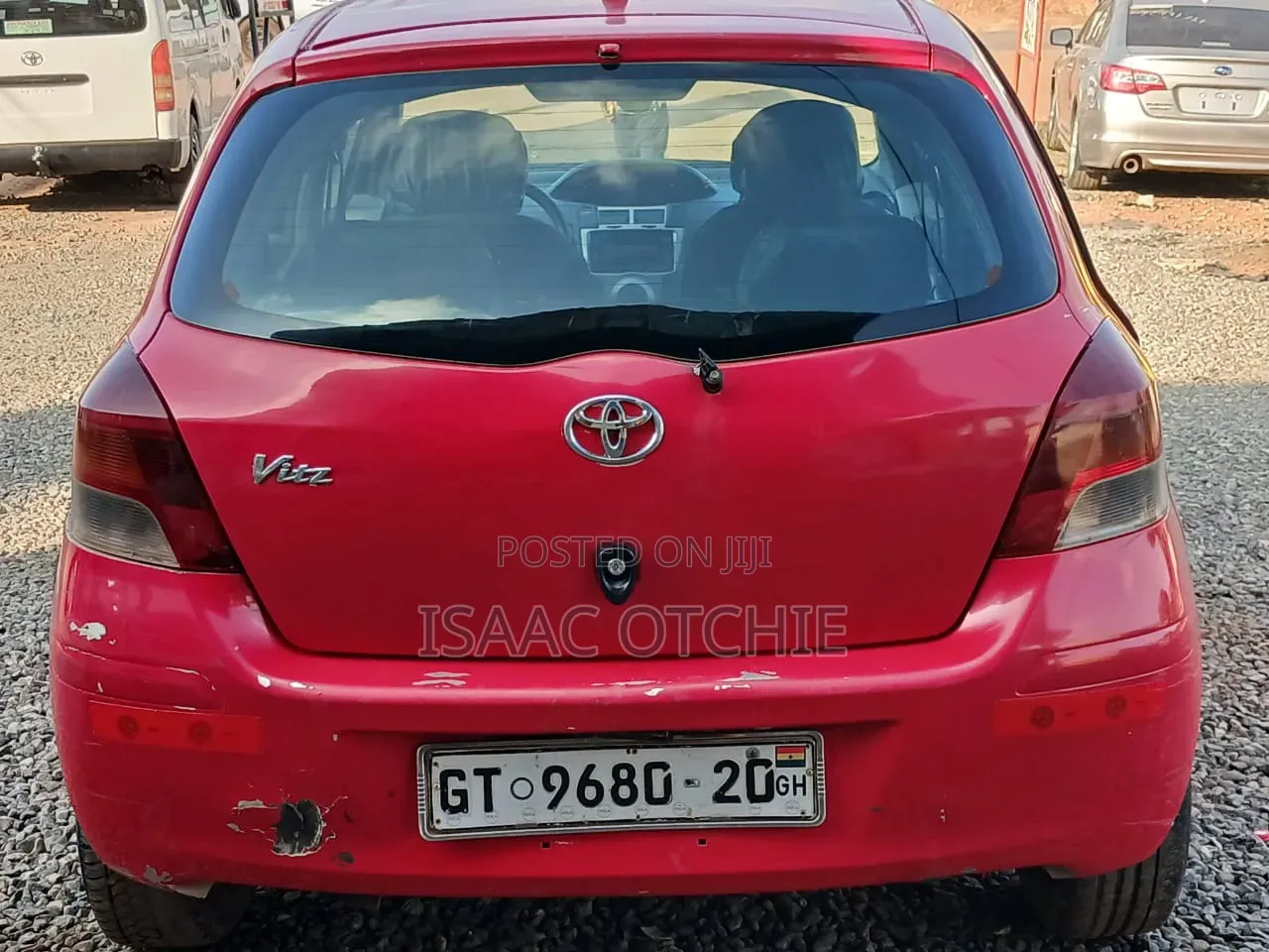 Toyota Vitz 2010 Red