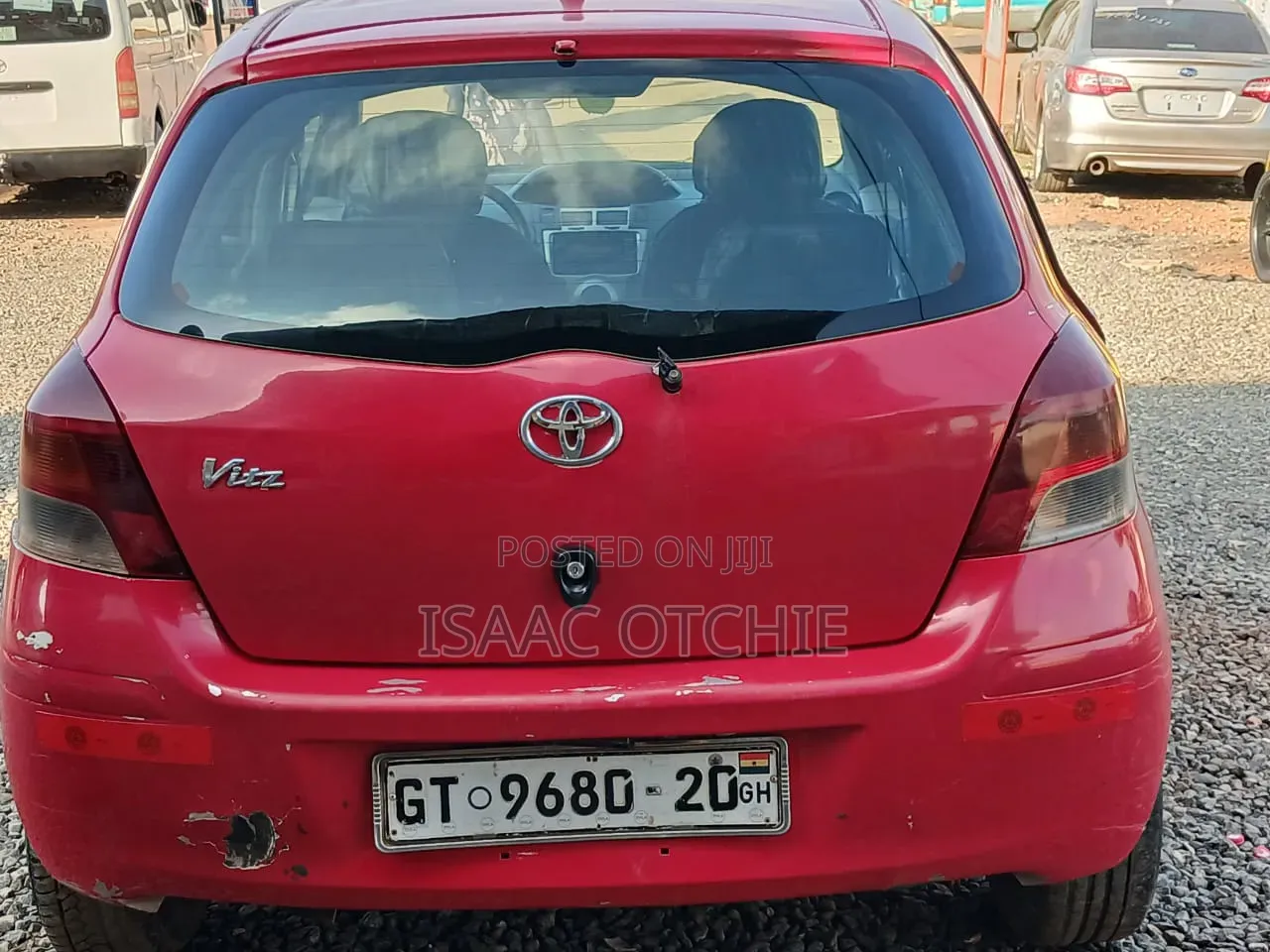 Toyota Vitz 2010 Red