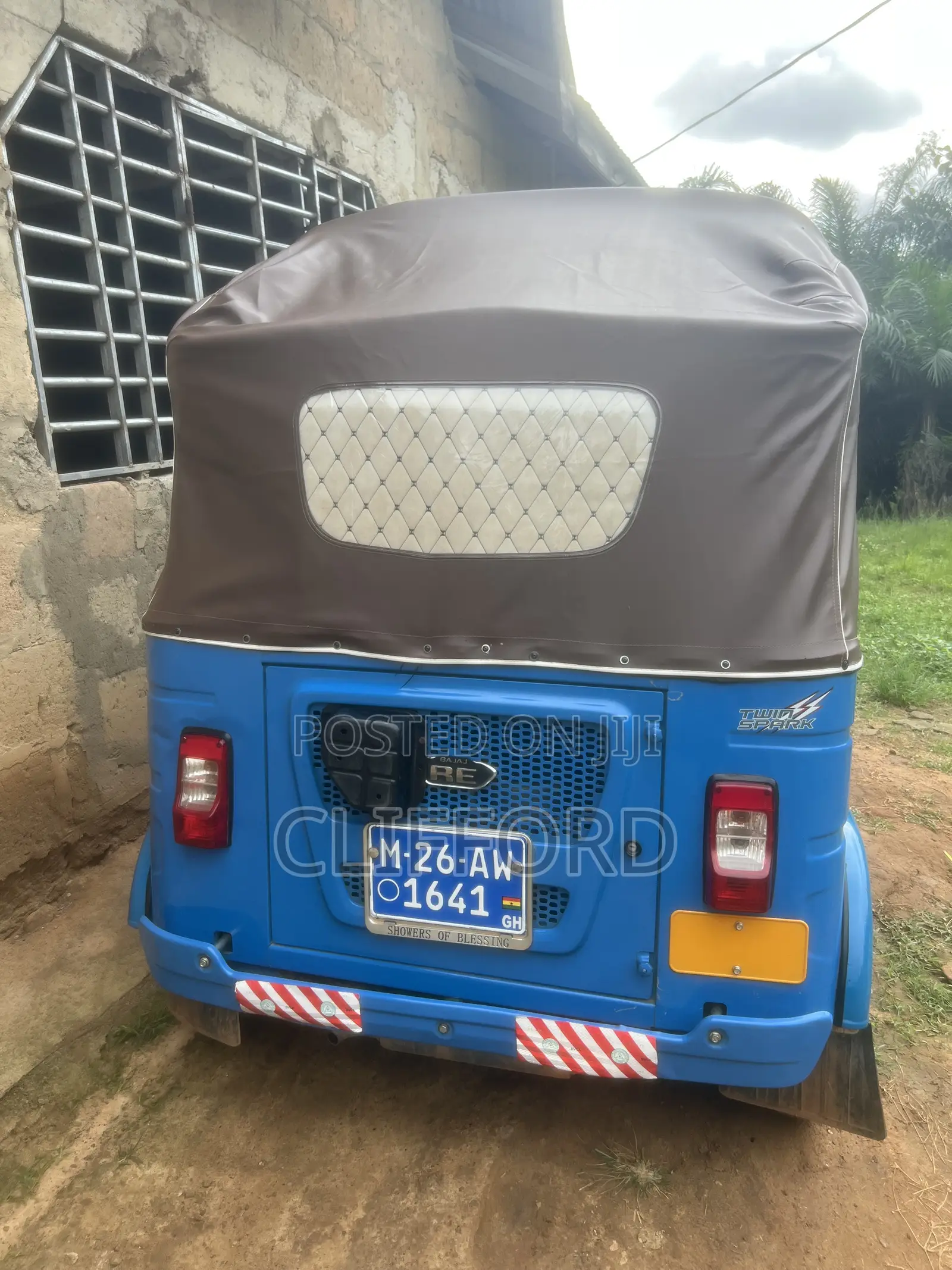 Bajaj RE 2026 Blue