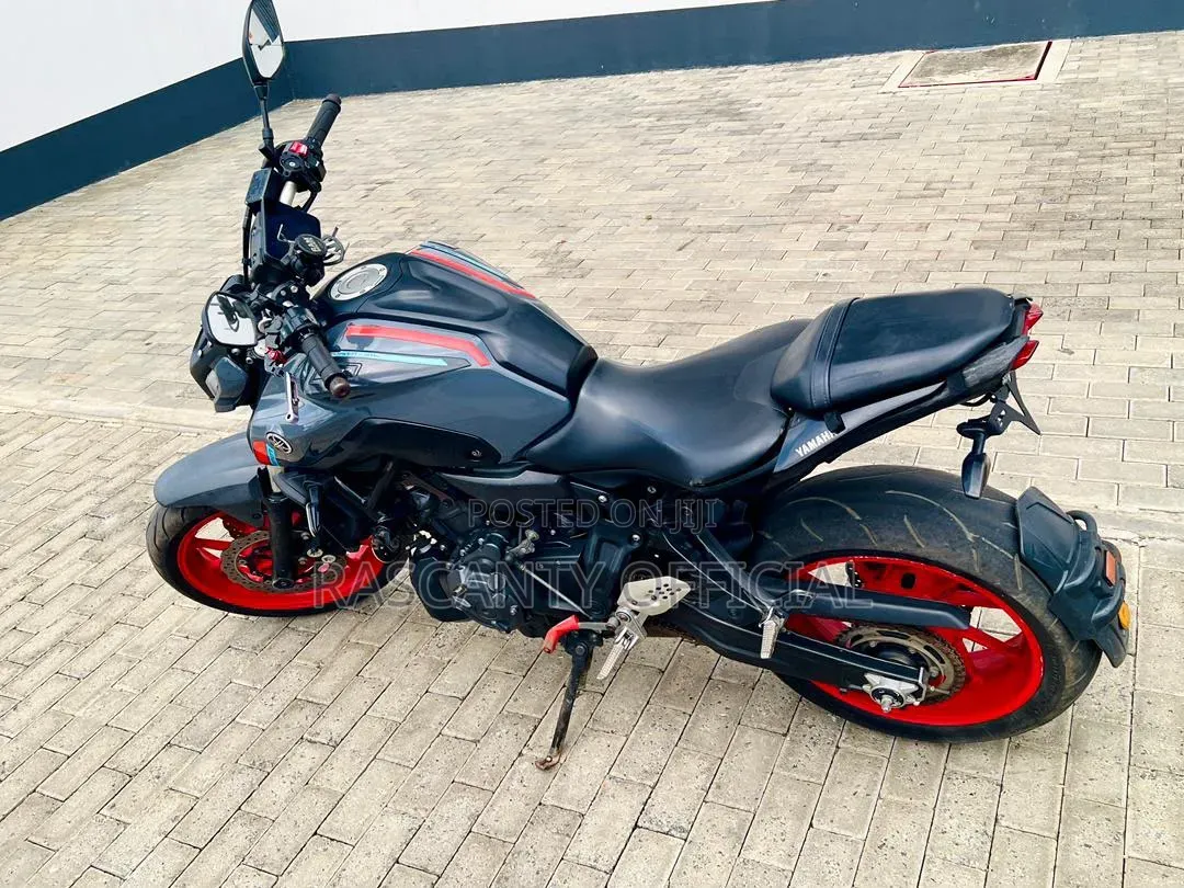 Yamaha MT-07 2024 Gray