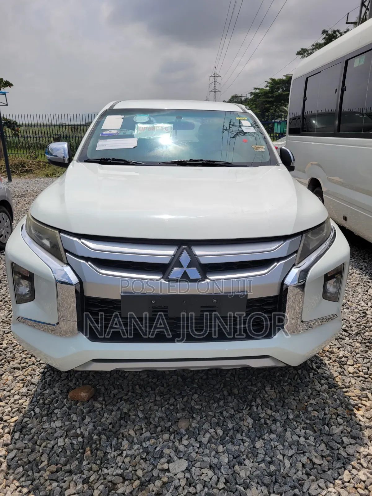 Mitsubishi L200 2020 White