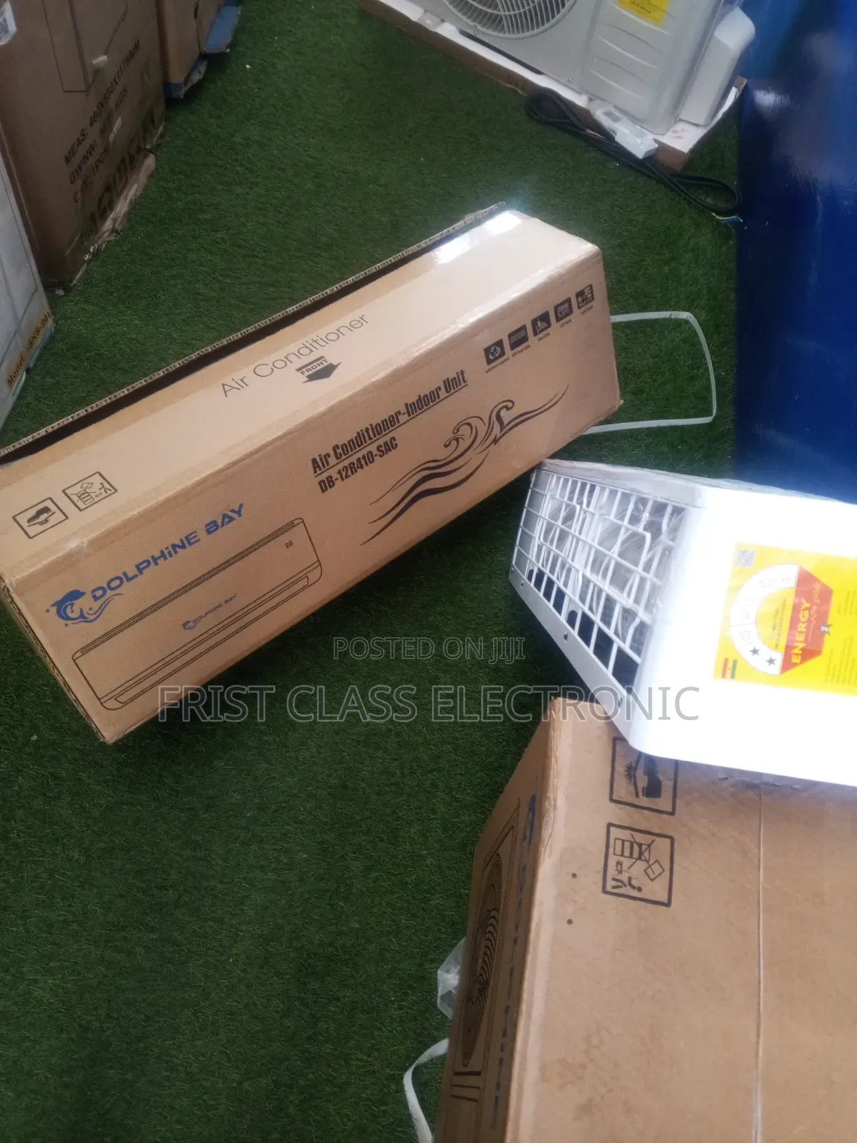 Sleep Like a Baby in Dolphin Bay 1.5HP Air-Conditioner 1.5p AC