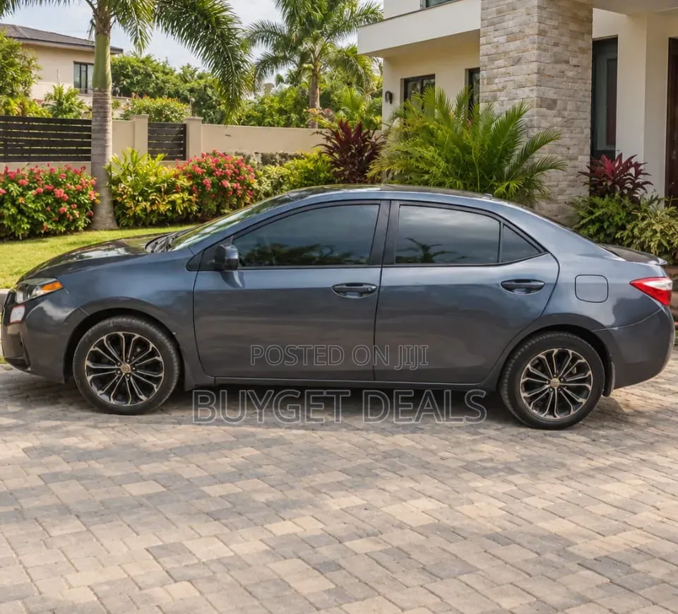 Toyota Corolla S Plus 4dr Sedan (1.8L 4cyl Manual) 2016 Gray