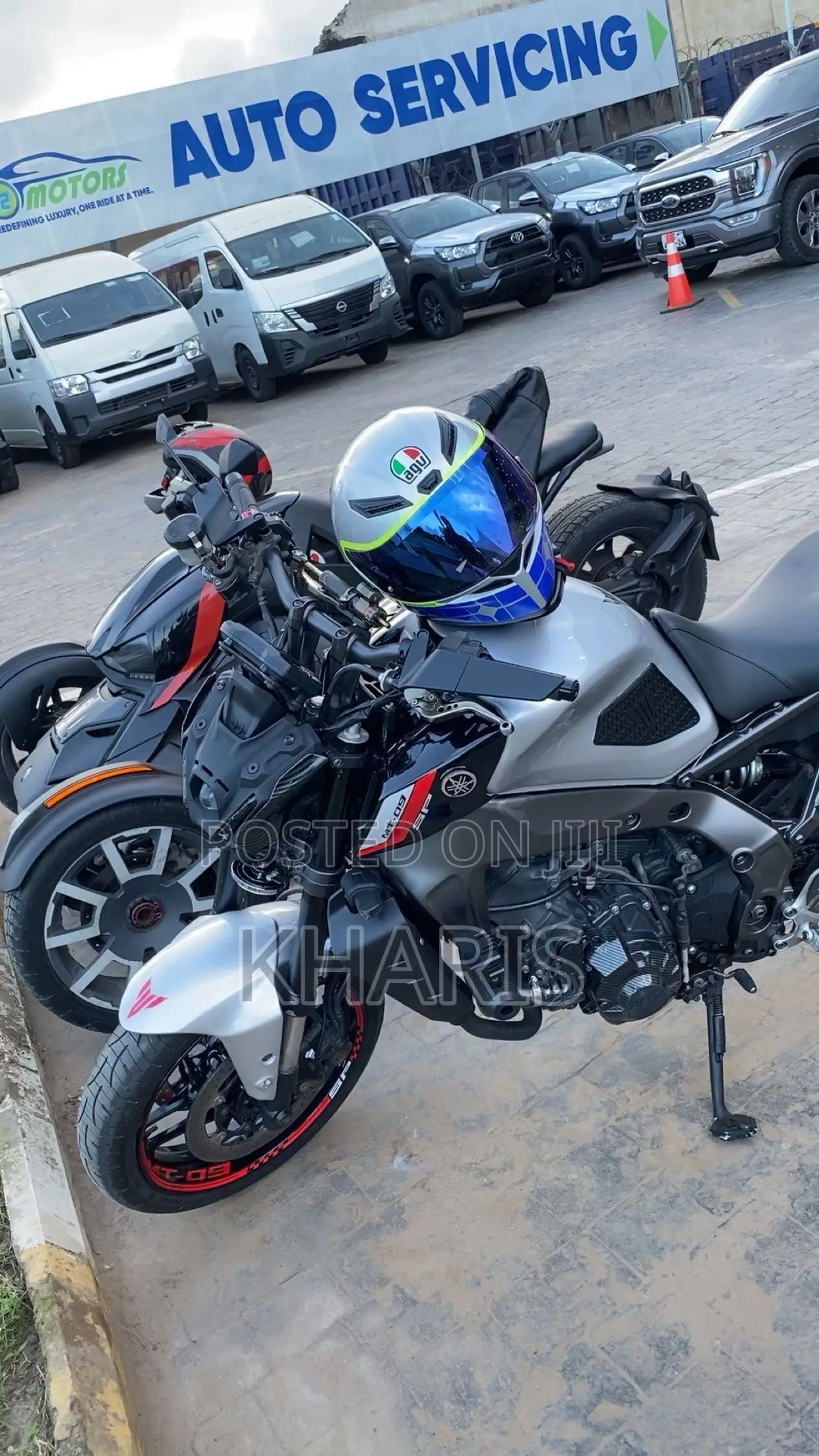 Yamaha 2023 Silver