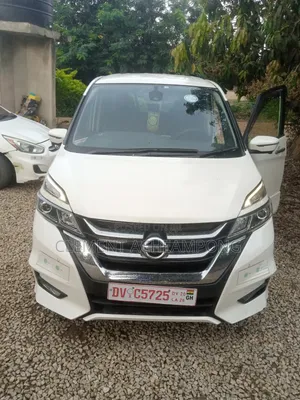 Nissan Serena 2016 Off white