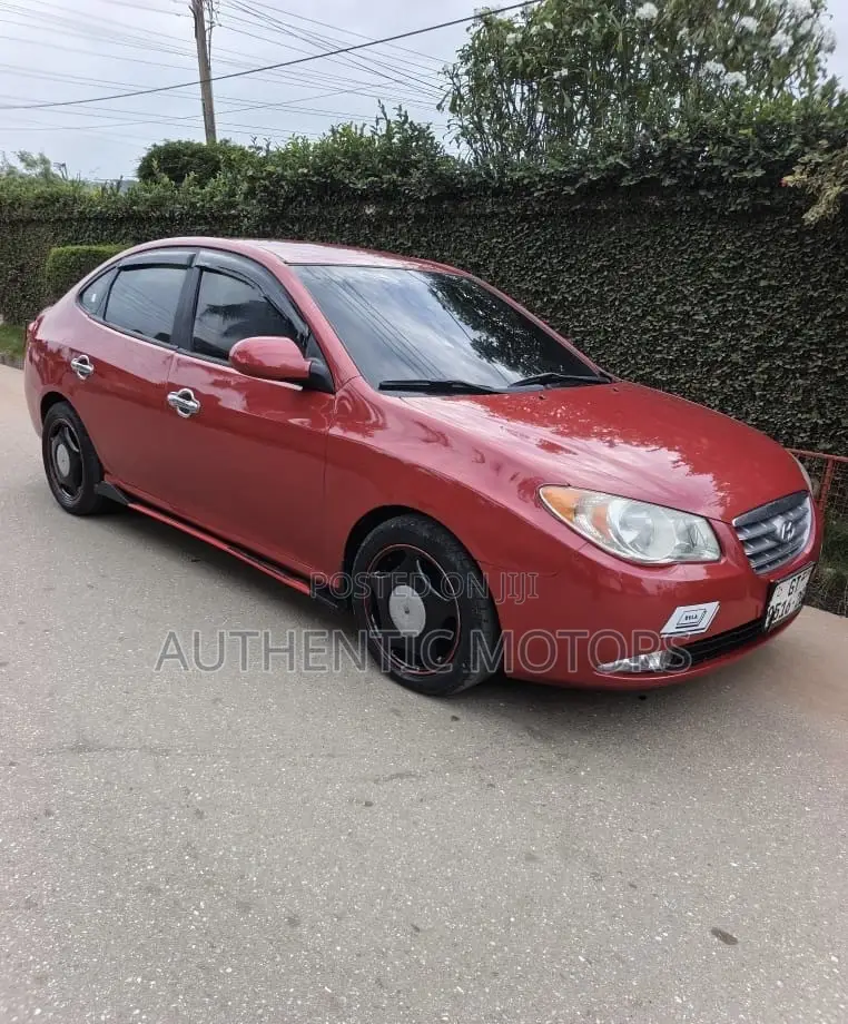 Hyundai Elantra 2010 Red