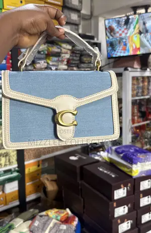 Quality Ladies Coach Bag Fully Boxed